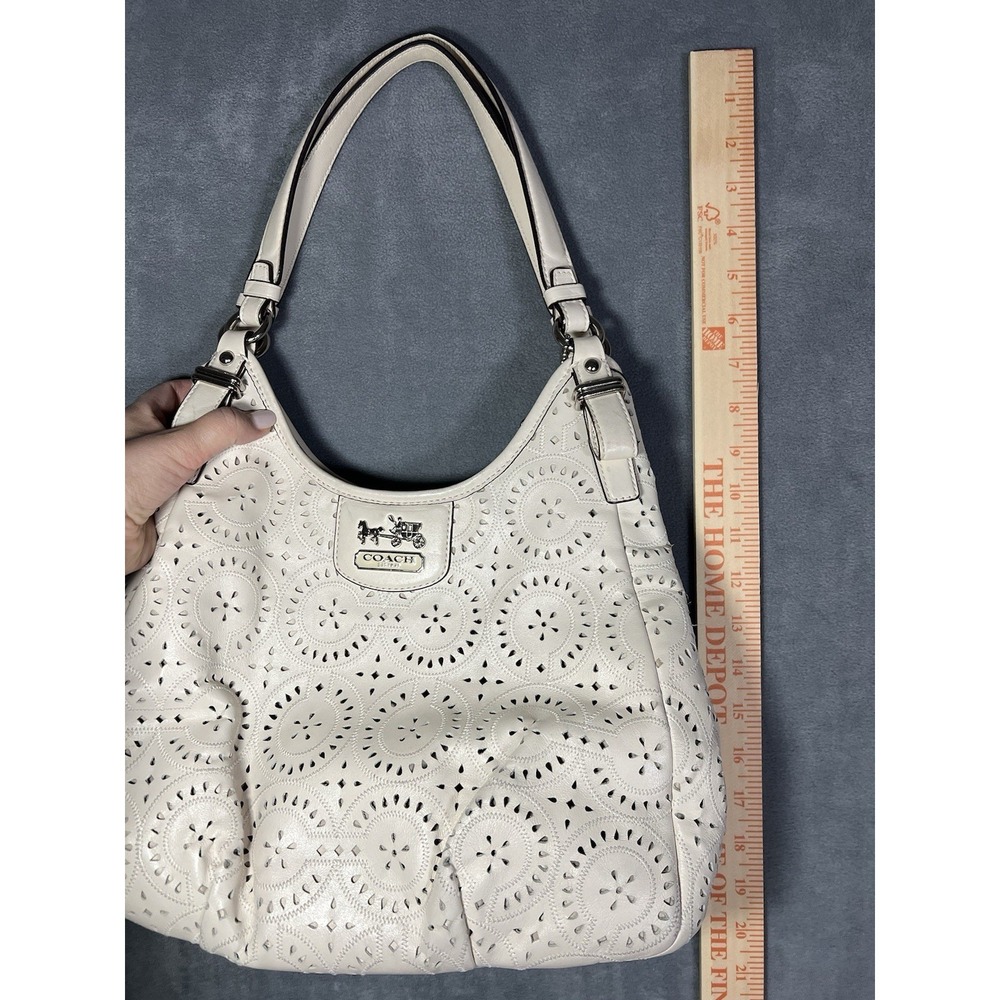 Coach Restored Madison Maggie Shoulder Bag Cream Ivory Leather Purse - Picture 7 of 9